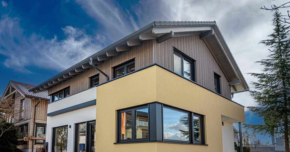 Ein neueres Haus als Symbol für Anschlussfinanzierung.