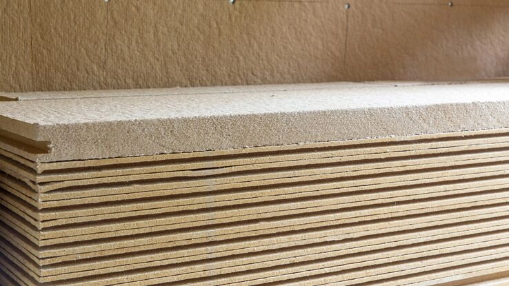 Auf dem Bild sieht man Dämmplatten aus Hanf.