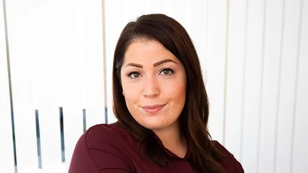Meryem Unsöld, Senior Kundenbetreuerin.