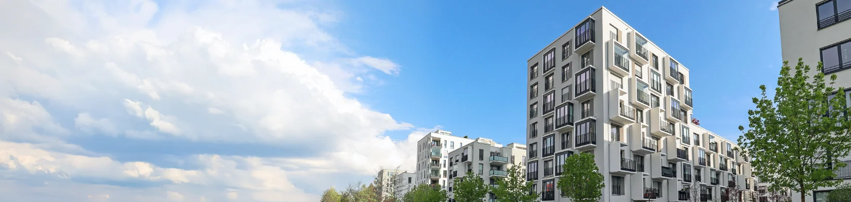 Mehrparteienhaus mit möglichen Anlageimmobilien.